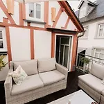 Modernes Tiny House Mit Sonnenterrasse Ediger-Eller