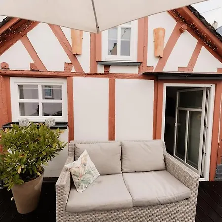 Modernes Tiny House Mit Sonnenterrasse *