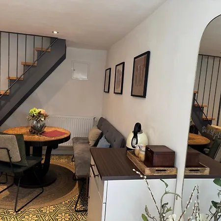 Modernes Tiny House Mit Sonnenterrasse * 埃迪格尔-埃莱尔