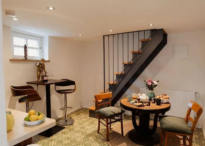 Modernes Tiny House Mit Sonnenterrasse Apartment *